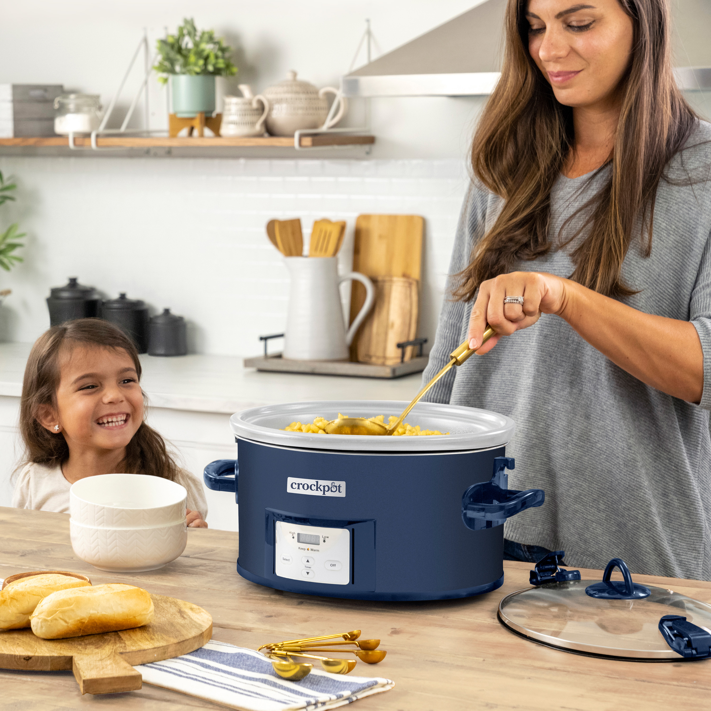 Alternative view of Crock-Pot Design Series 7-Quart Cook & Carry Slow Cooker, Poseidon | Programmable Slow Cooker with Locking Lid