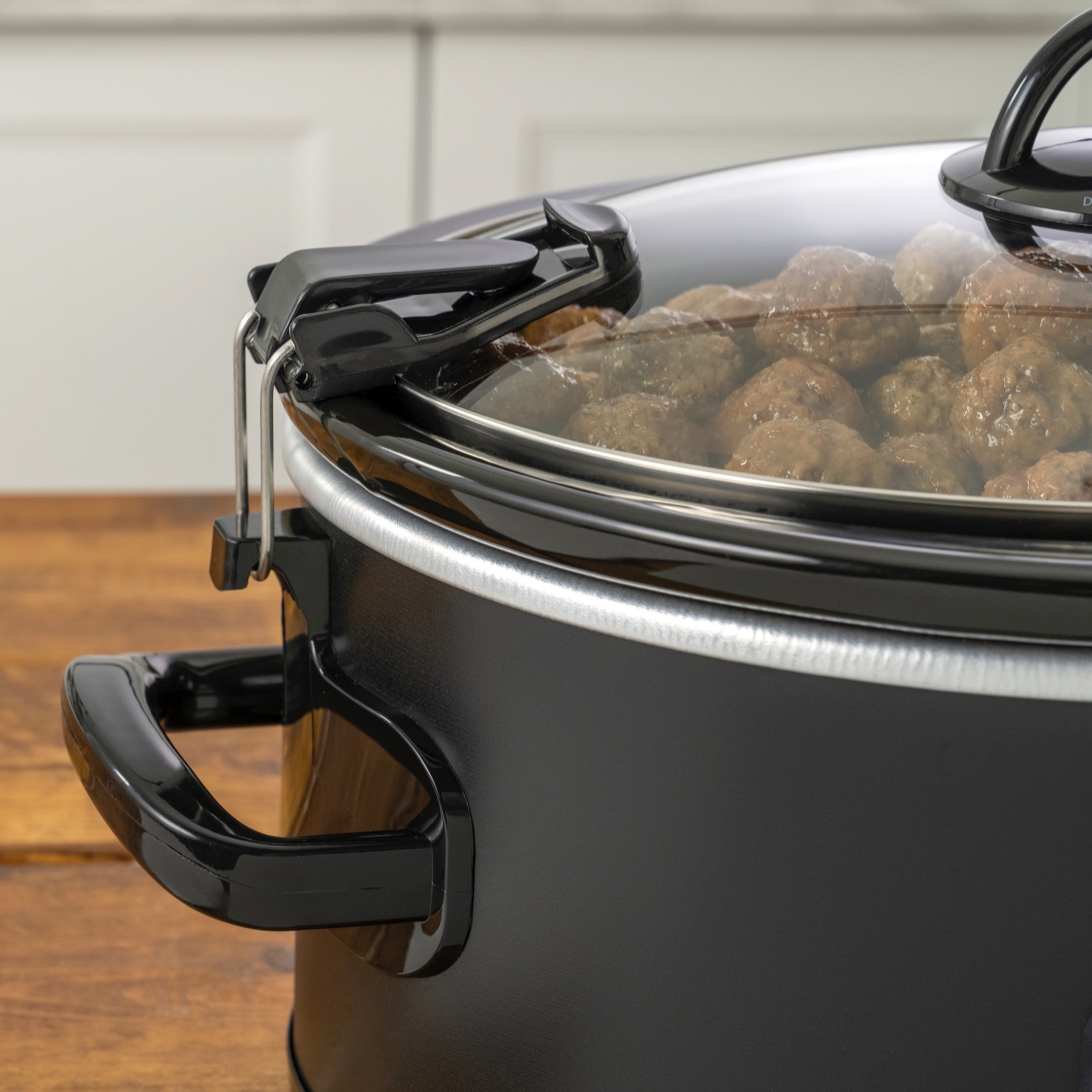 Crock-Pot One-Touch Control 6-Quart Cook & Carry Slow Cooker, Matte Black - Image 5